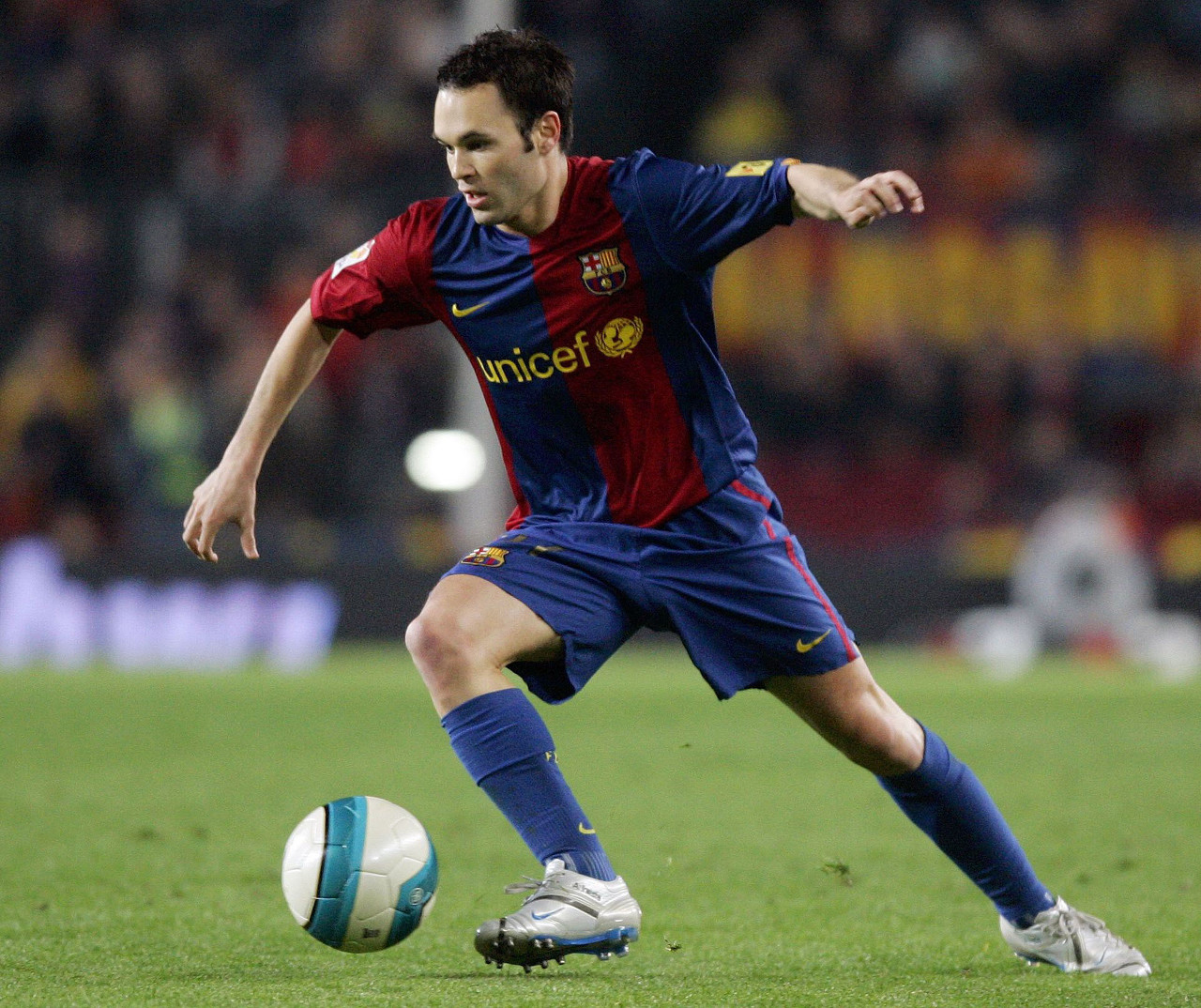 场友谊赛中 场友谊赛中