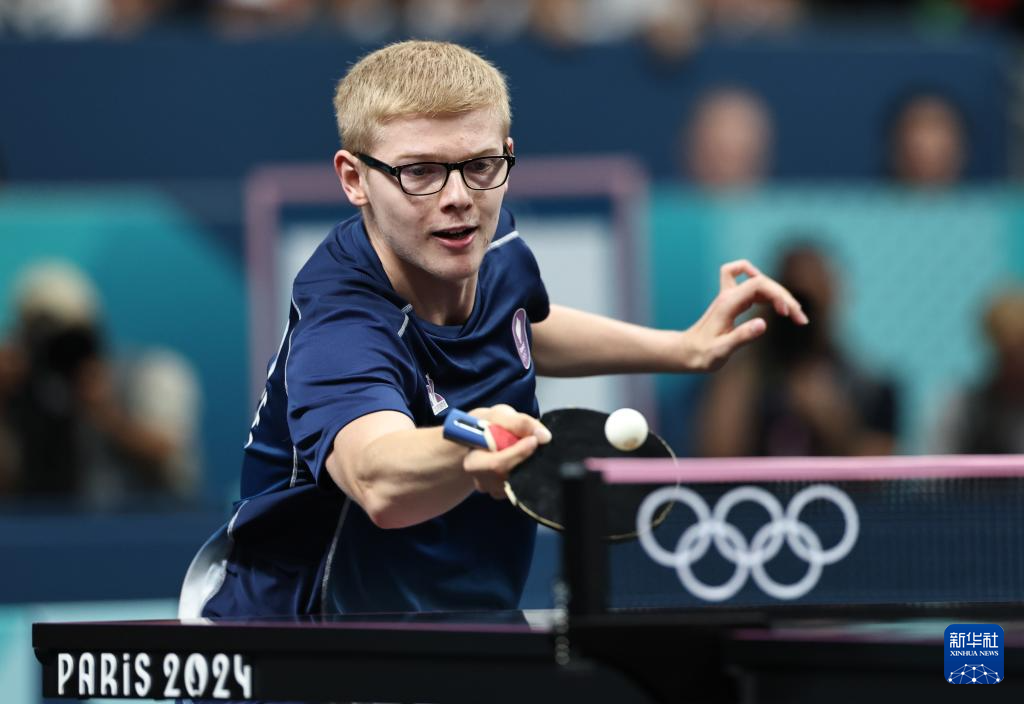 色的团队合 色的团队合