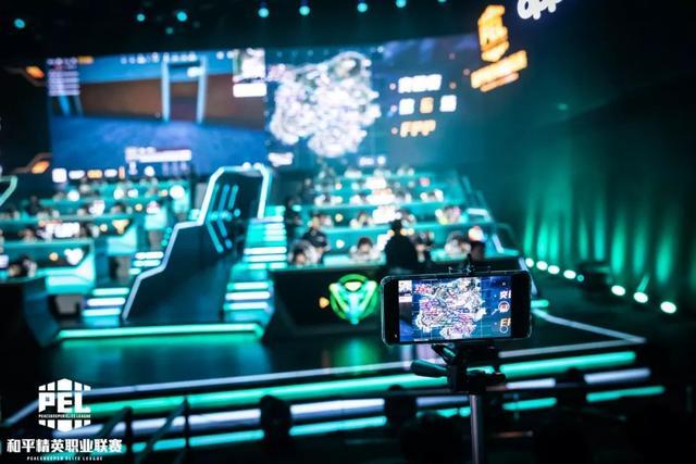 在当下的版 在当下的版