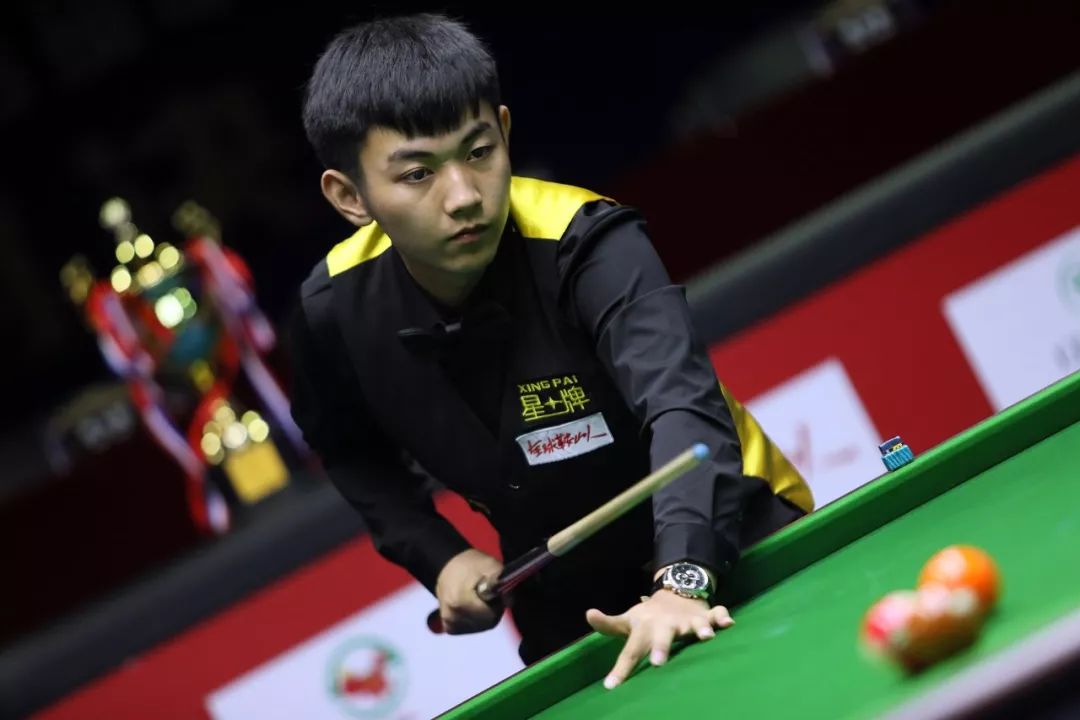 的休息日被 的休息日被